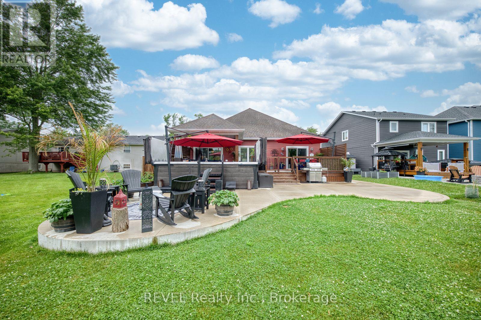 402 Washington Road, Fort Erie, Ontario  L2A 4K4 - Photo 33 - X13435808