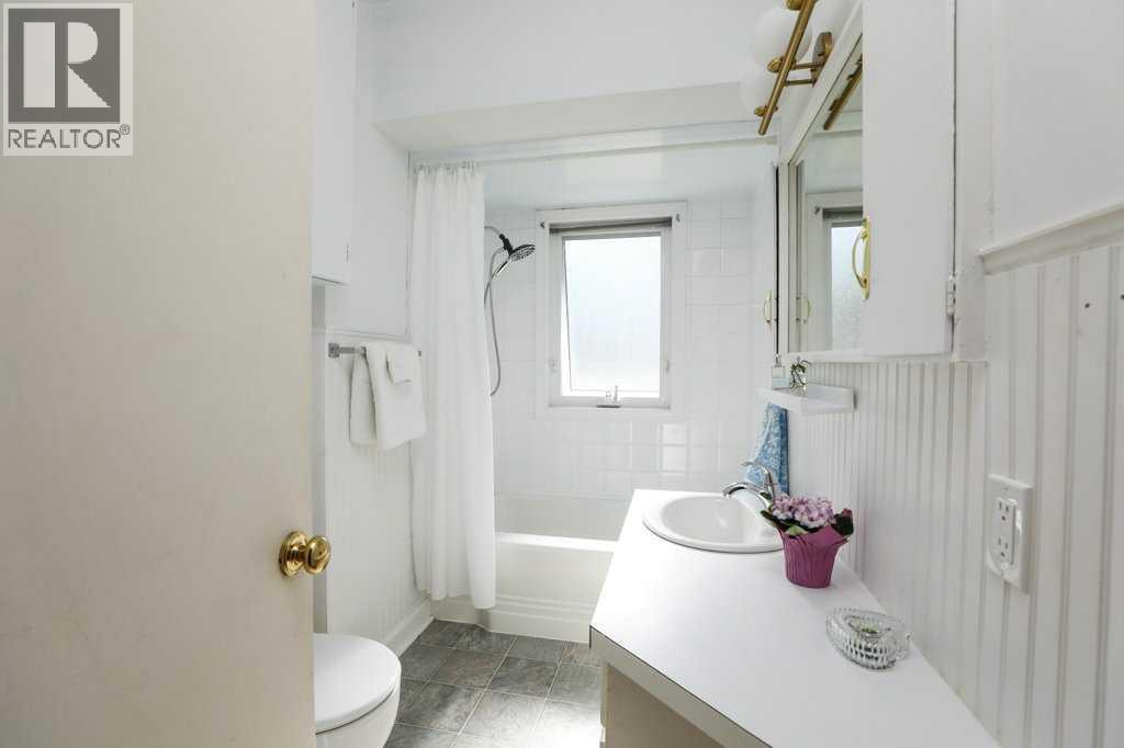 1130 12b Street South, Lethbridge, Alberta  T1K 1S2 - Photo 14 - A2323776