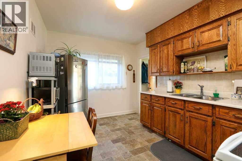 1130 12b Street South, Lethbridge, Alberta  T1K 1S2 - Photo 17 - A2323776
