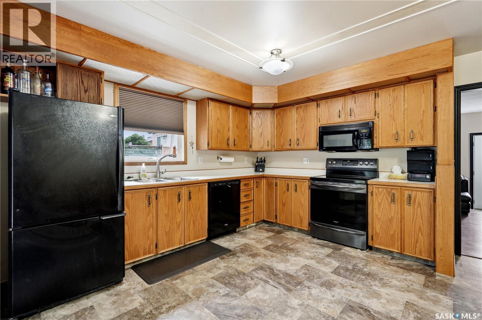 62 Robinson Crescent, Saskatoon, Saskatchewan  S7L 6N9 - Photo 22 - SK040319
