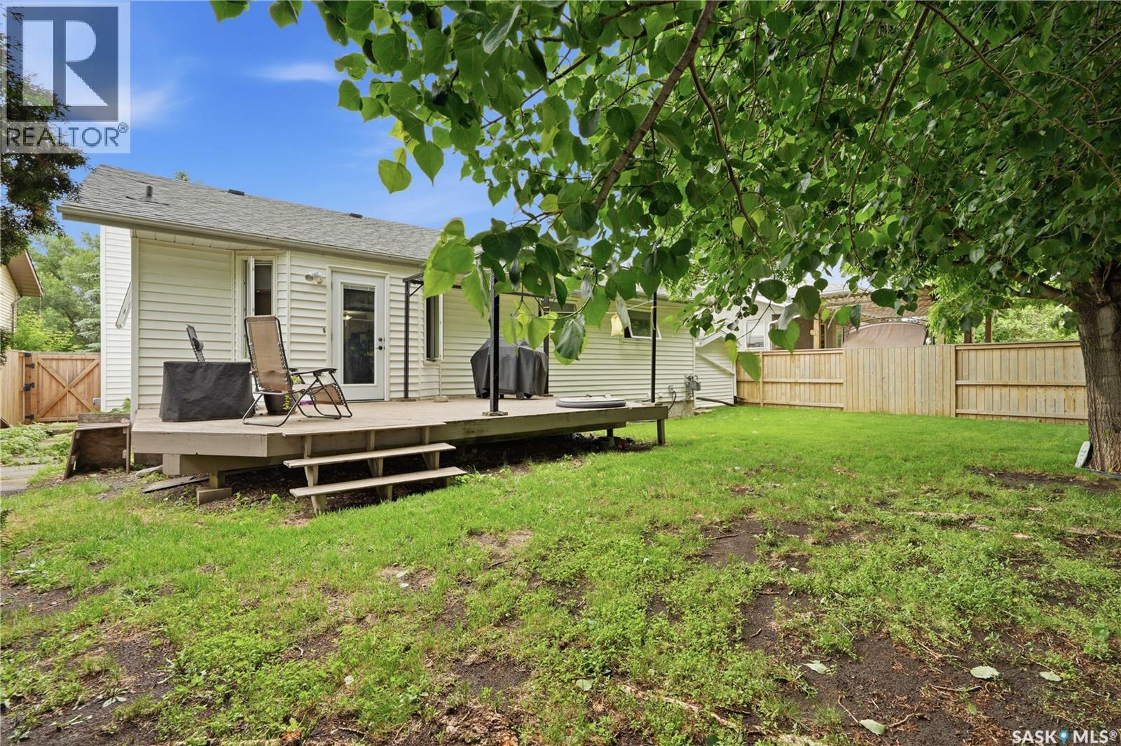 62 Robinson Crescent, Saskatoon, Saskatchewan  S7L 6N9 - Photo 47 - SK040319