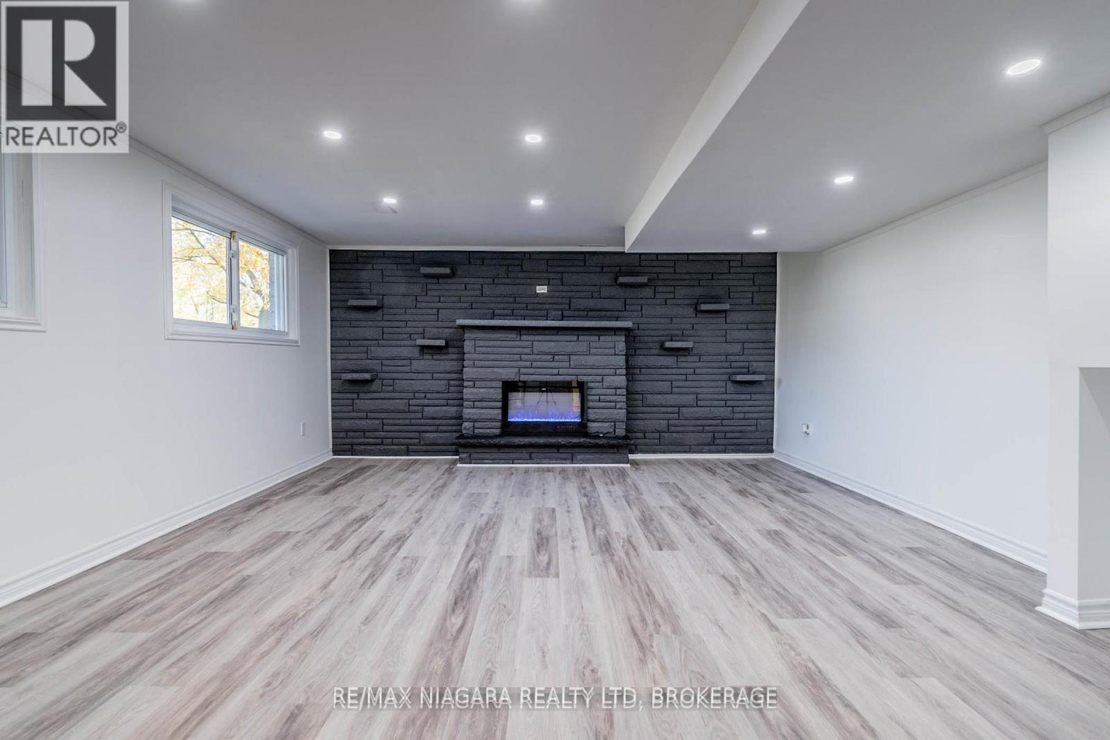 Lower - 22 Chantler Road, Welland, Ontario  L3C 4M5 - Photo 2 - X13482098