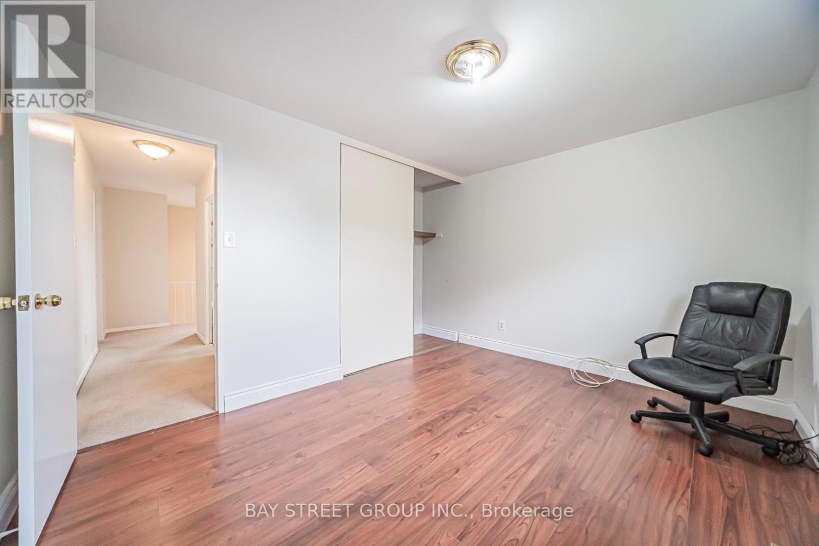 296 Killdeer Street W, Oshawa, Ontario  L1G 6X3 - Photo 2 - E13482082
