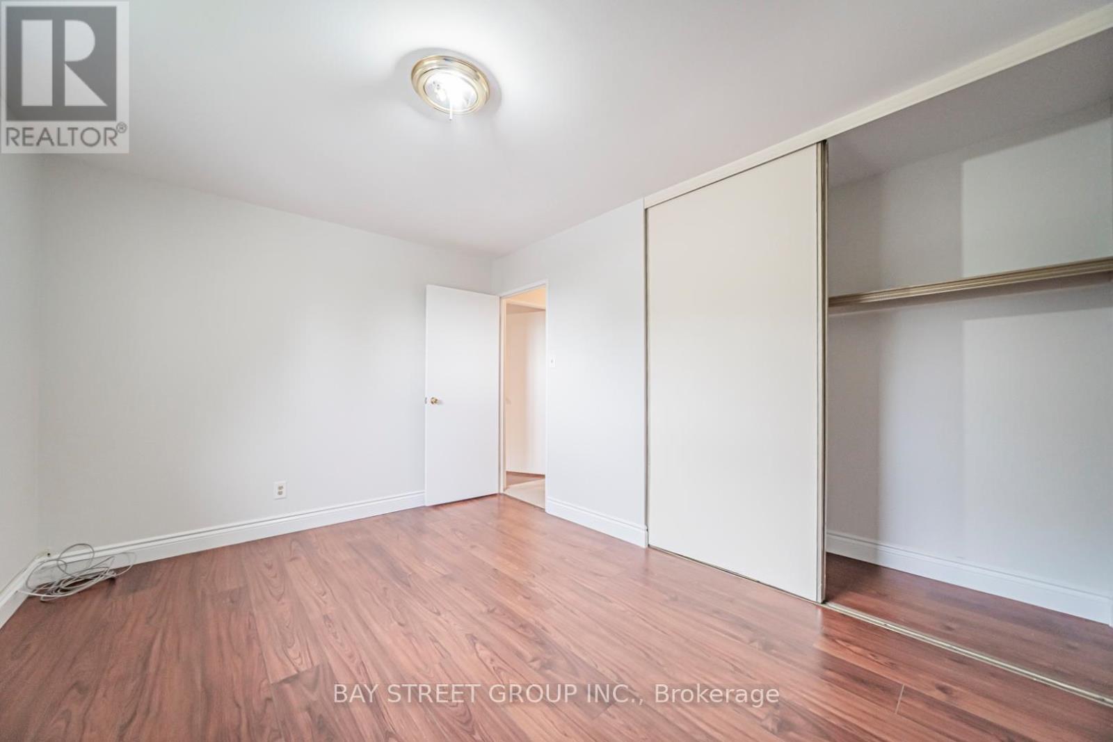 296 Killdeer Street W, Oshawa, Ontario  L1G 6X3 - Photo 4 - E13482082