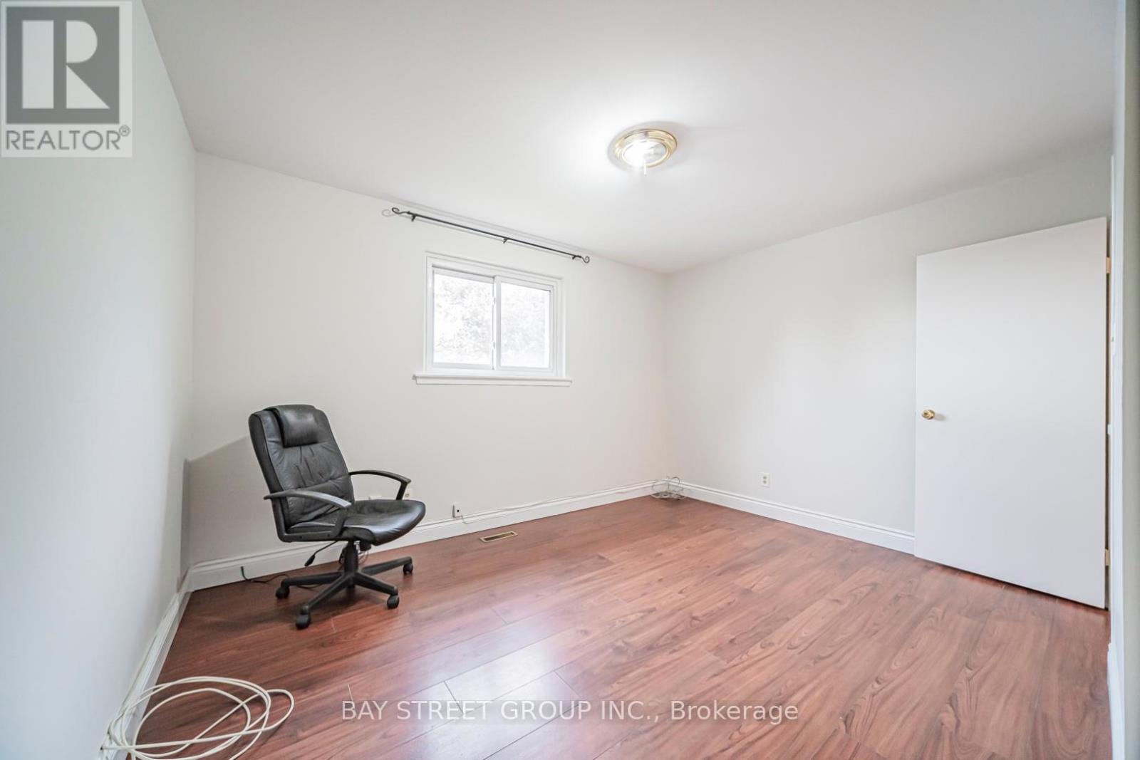 296 Killdeer Street W, Oshawa, Ontario  L1G 6X3 - Photo 6 - E13482082