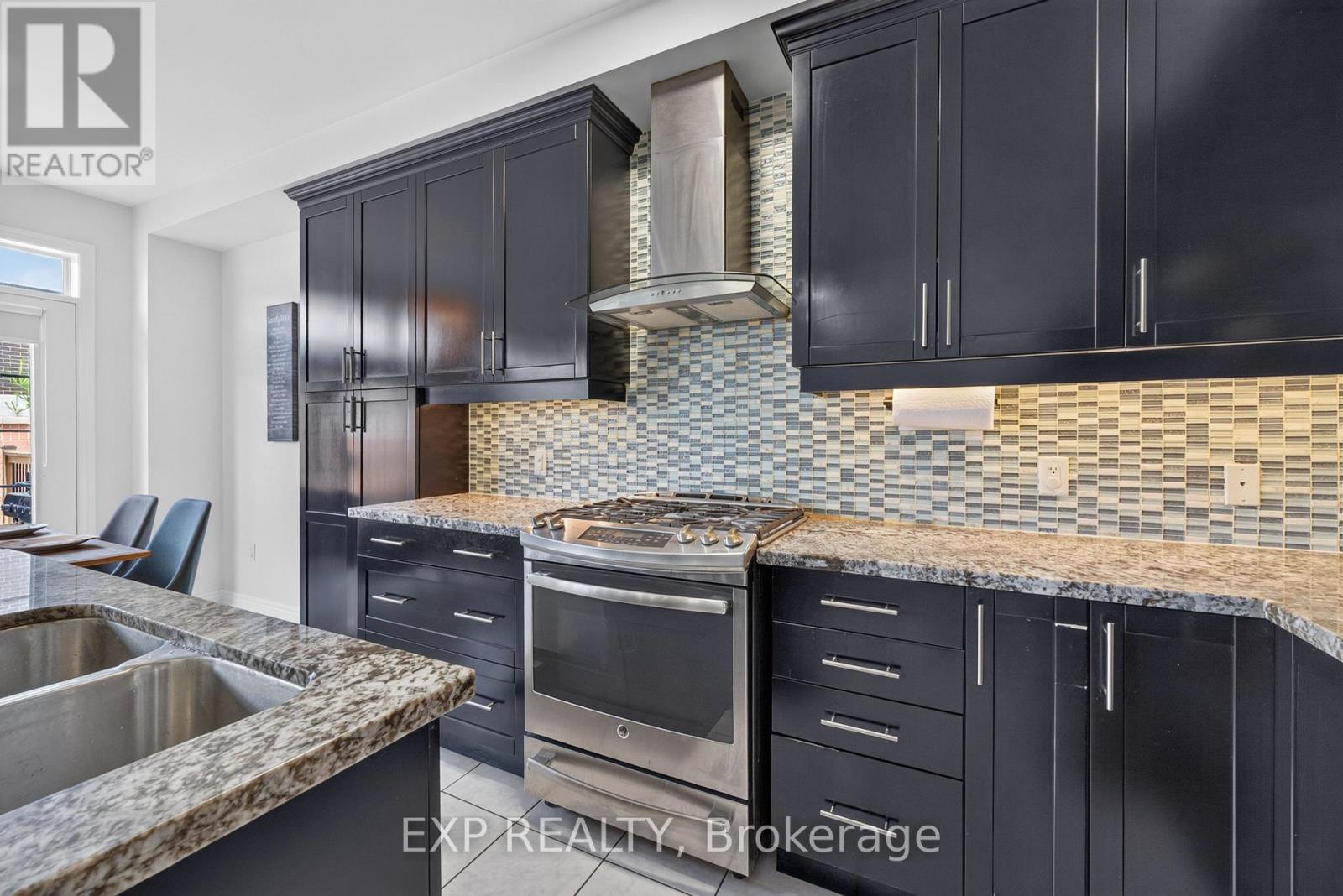 82 Humberstone Crescent, Brampton, Ontario  L7A 4C1 - Photo 16 - W13471898