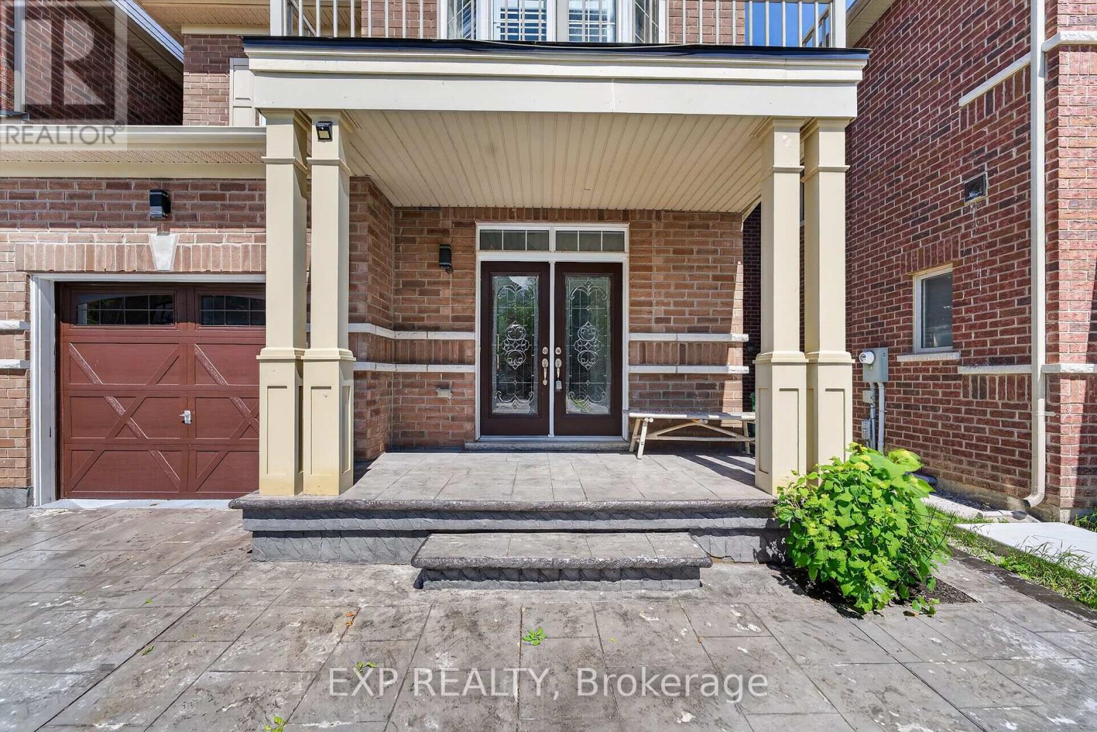 82 Humberstone Crescent, Brampton, Ontario  L7A 4C1 - Photo 3 - W13471898