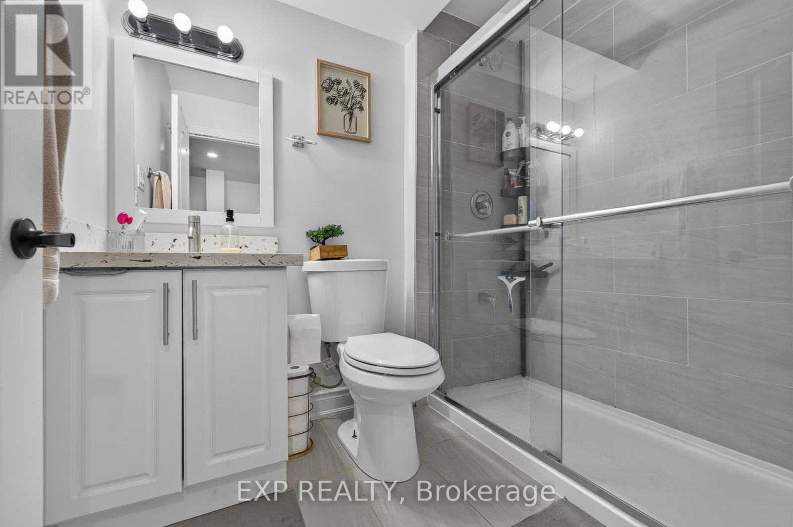 82 Humberstone Crescent, Brampton, Ontario  L7A 4C1 - Photo 45 - W13471898