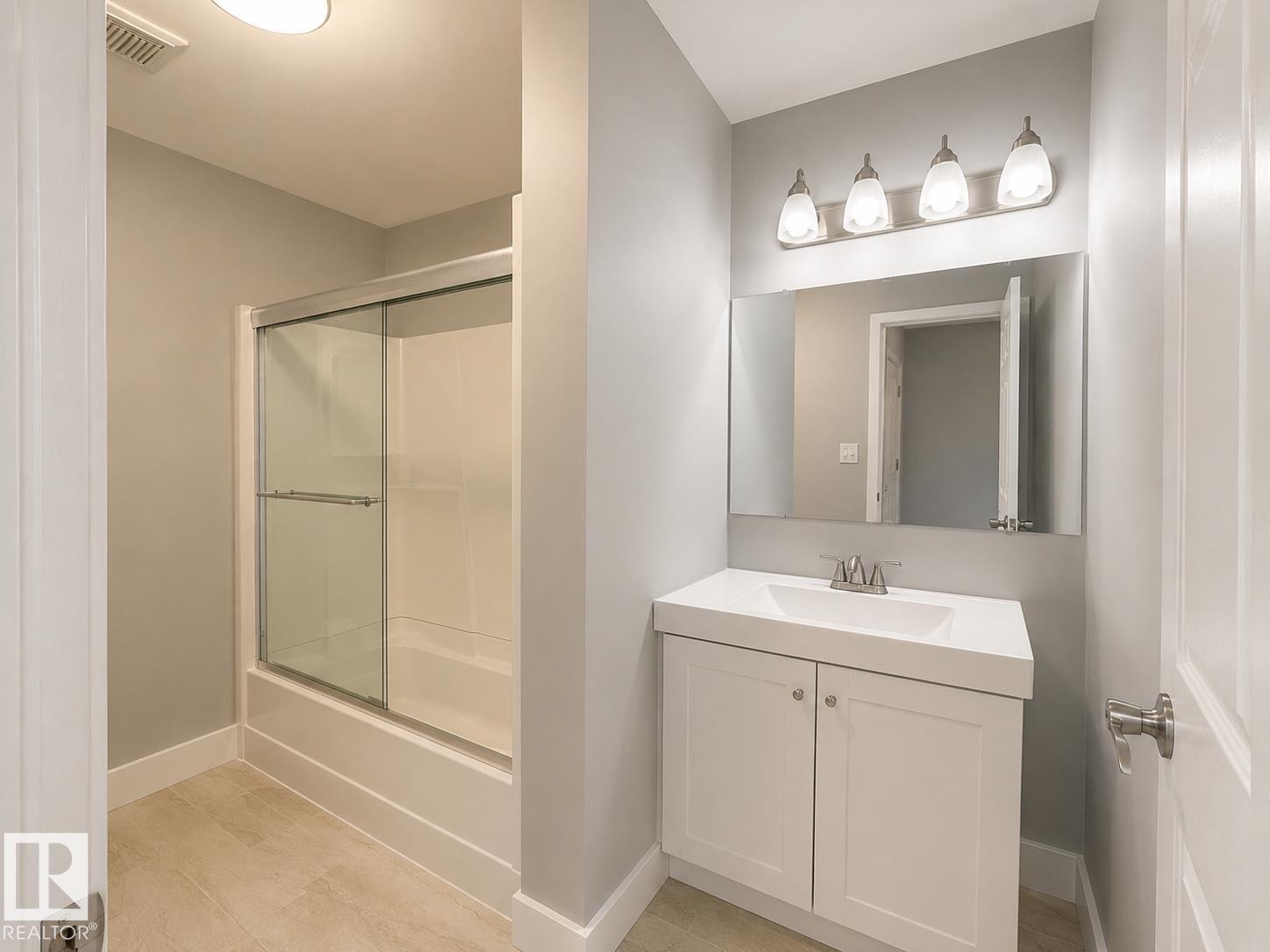 6348 180st NW, Edmonton, Alberta  T5T 2J6 - Photo 4 - E4495290