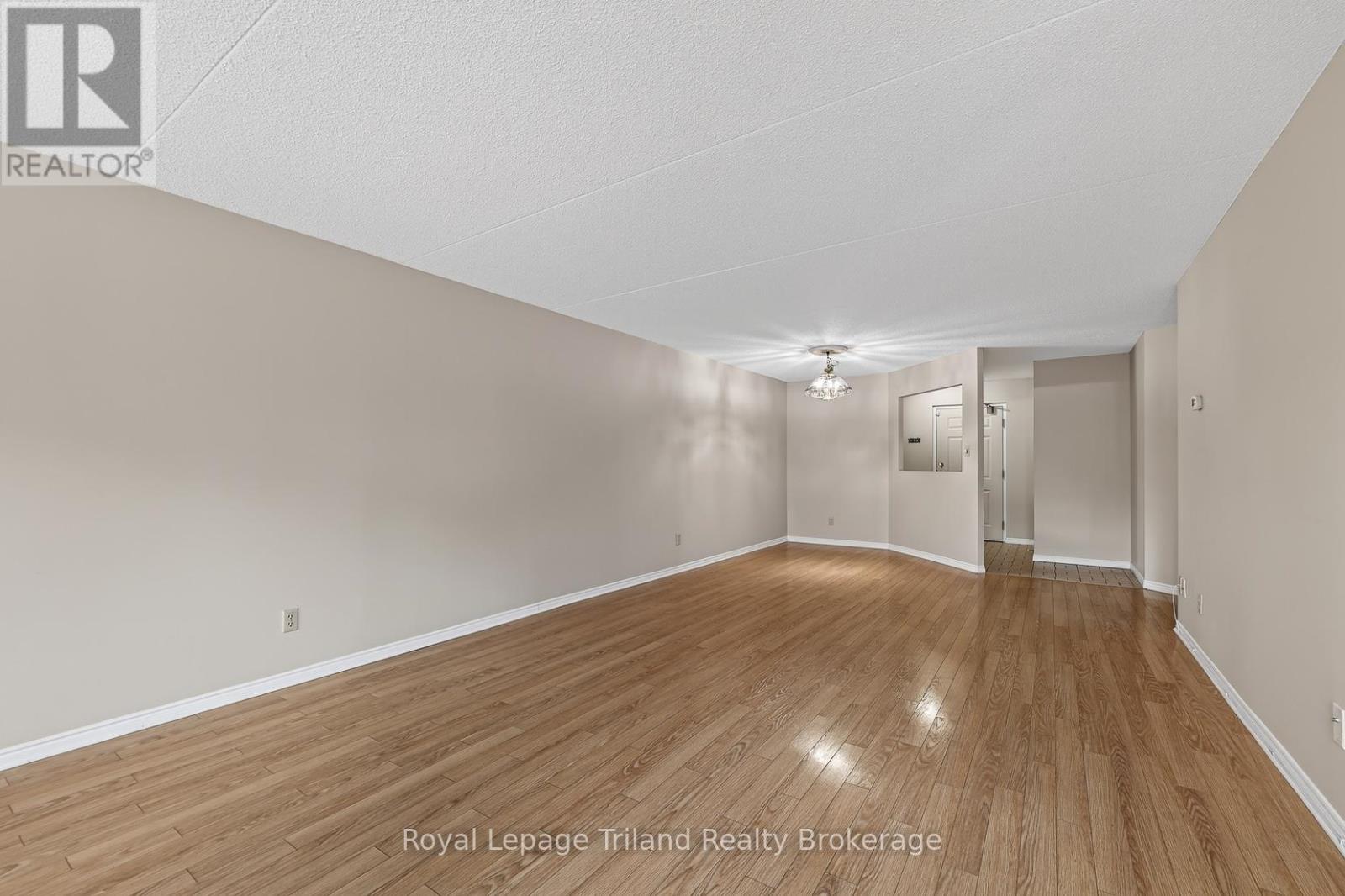 102 - 217 Thames Street S, Ingersoll, Ontario  N5C 2T6 - Photo 11 - X13482118