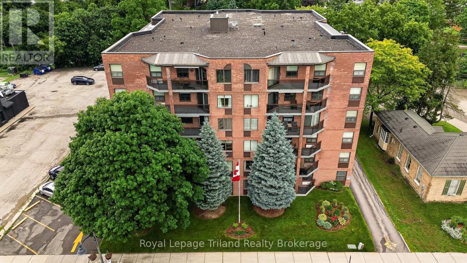 102 - 217 Thames Street S, Ingersoll, Ontario  N5C 2T6 - Photo 3 - X13482118