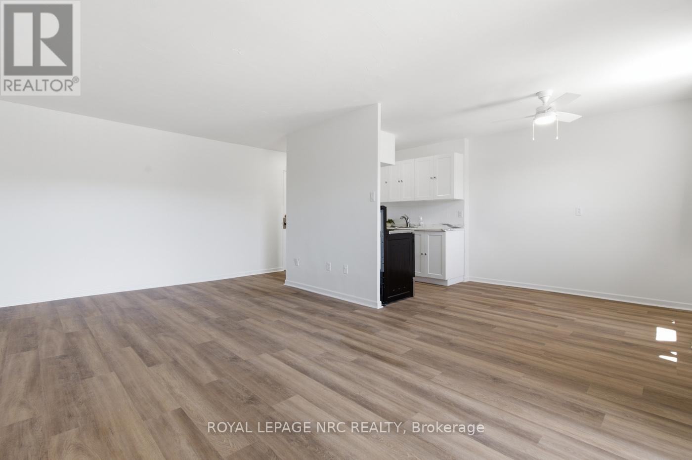 302 - 485 Thorold Road, Welland, Ontario  L3C 3X1 - Photo 12 - X13482114