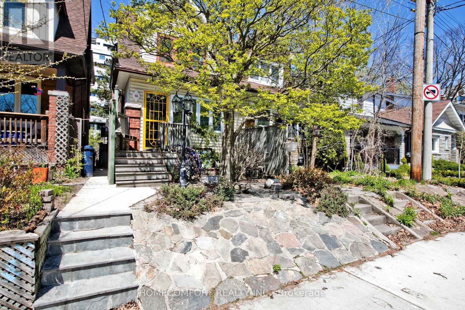 62 Keystone Avenue, Toronto, Ontario  M4C 1H4 - Photo 26 - E13482144