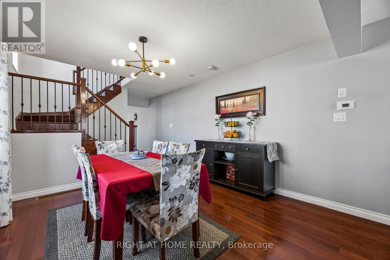 16 Kinrade Crescent, Ajax, Ontario  L1Z 0M6 - Photo 10 - E13482150