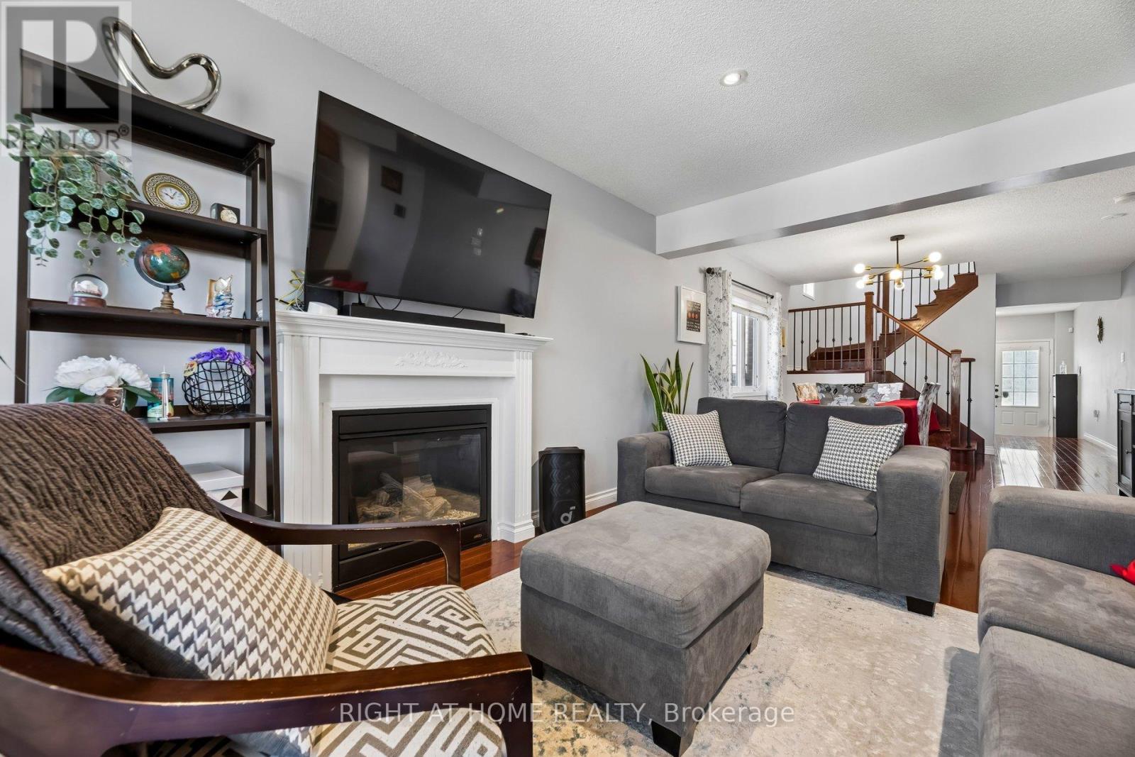 16 Kinrade Crescent, Ajax, Ontario  L1Z 0M6 - Photo 12 - E13482150