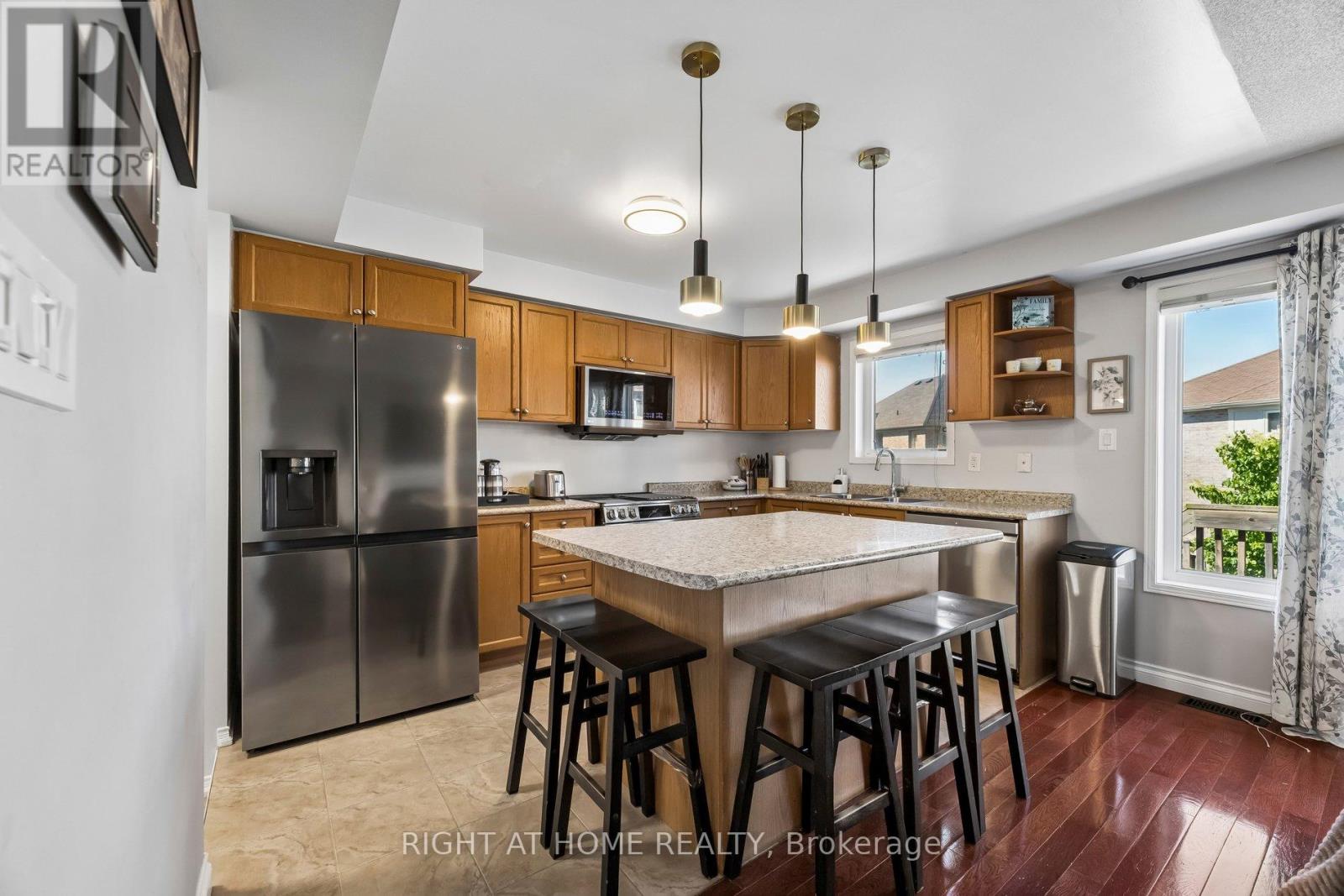 16 Kinrade Crescent, Ajax, Ontario  L1Z 0M6 - Photo 14 - E13482150