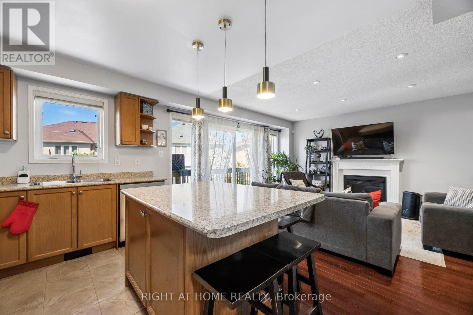 16 Kinrade Crescent, Ajax, Ontario  L1Z 0M6 - Photo 17 - E13482150