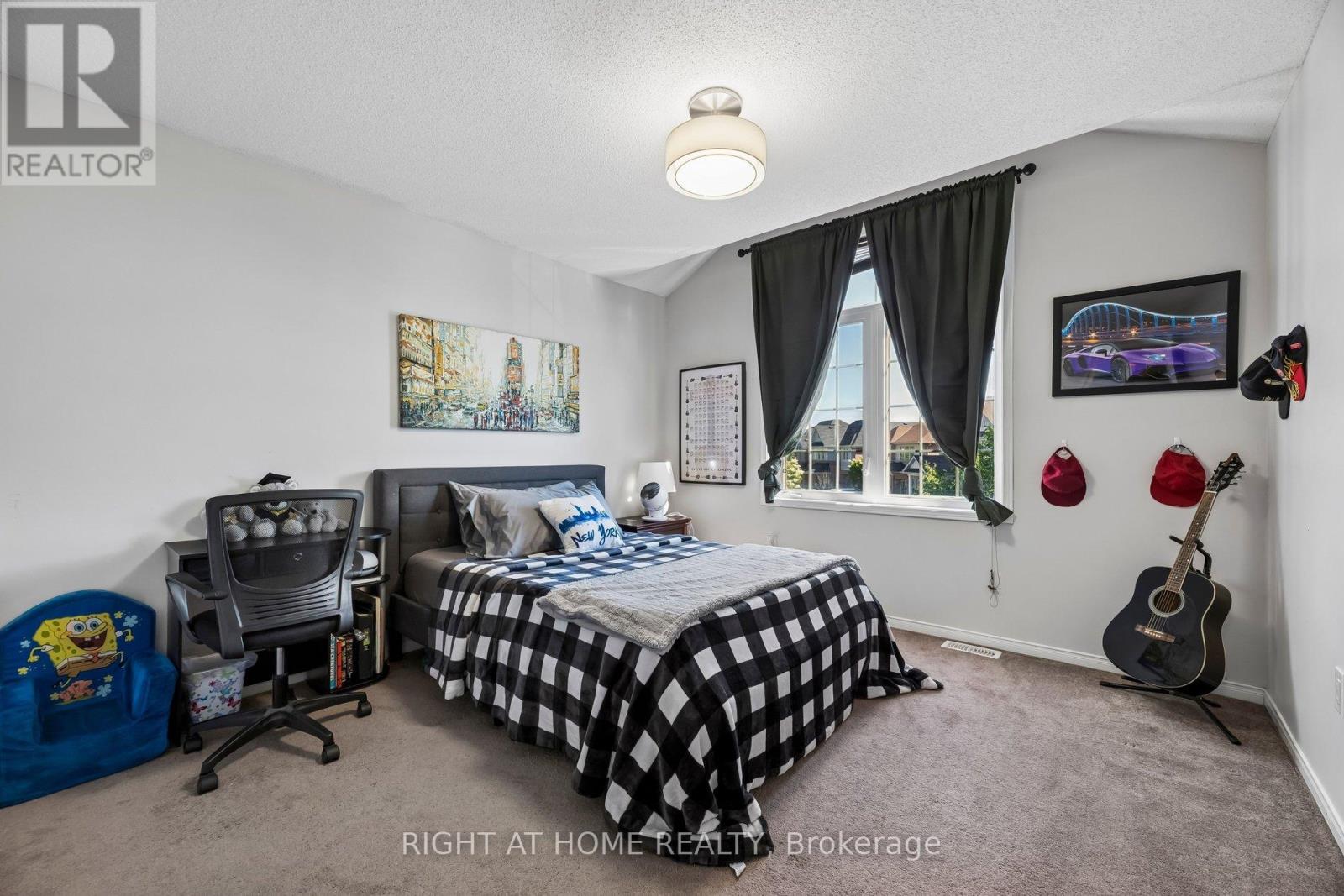 16 Kinrade Crescent, Ajax, Ontario  L1Z 0M6 - Photo 19 - E13482150