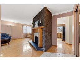 11014 163A AV NW, Edmonton, Alberta