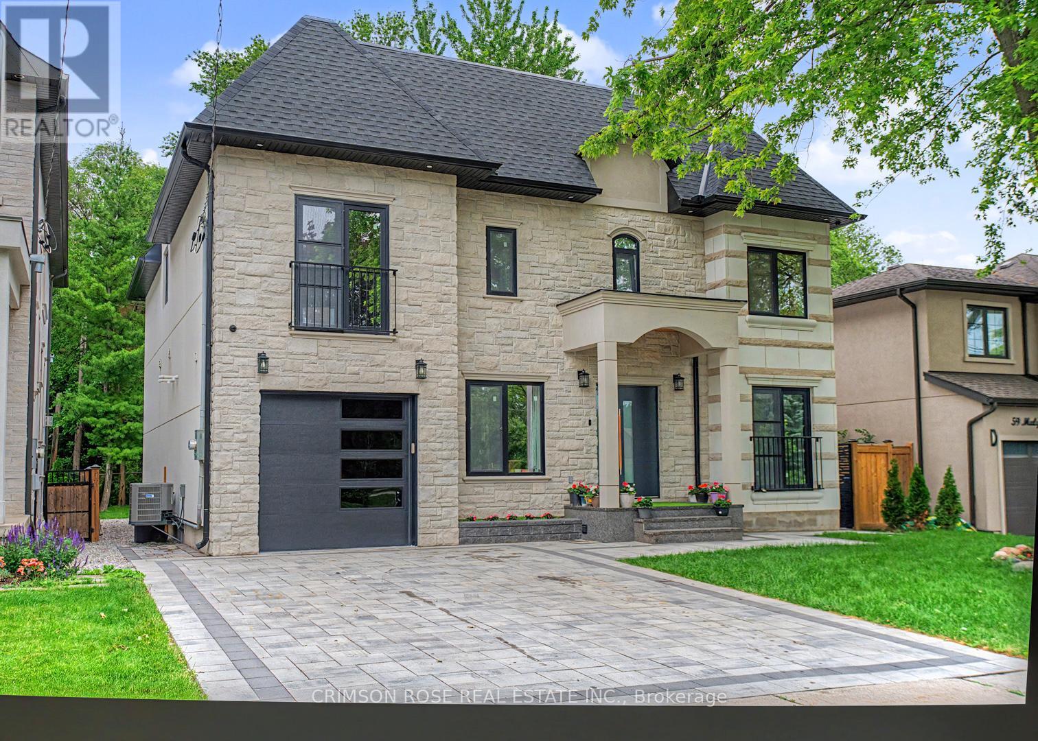 61 MULGROVE DRIVE, Toronto, Ontario
