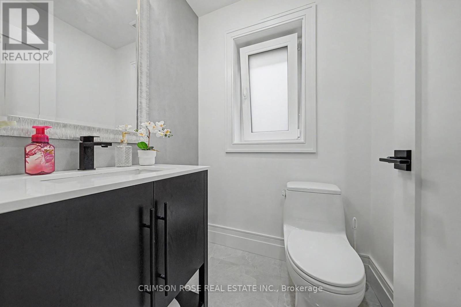 61 Mulgrove Drive, Toronto, Ontario M9C 2R4 - Photo 11 - W13482162