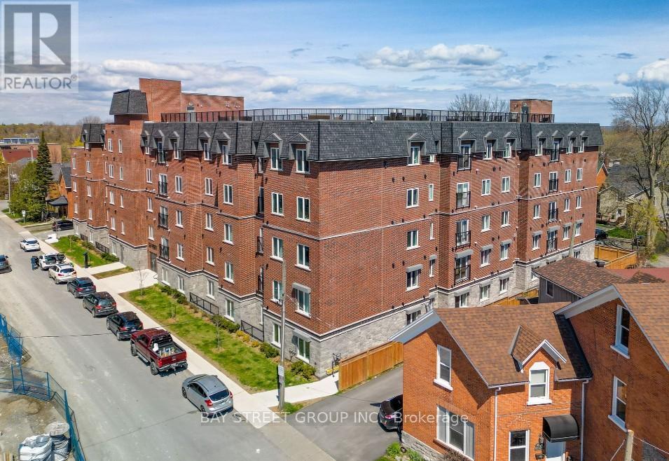 213 - 501 FRONTENAC STREET, Kingston, Ontario