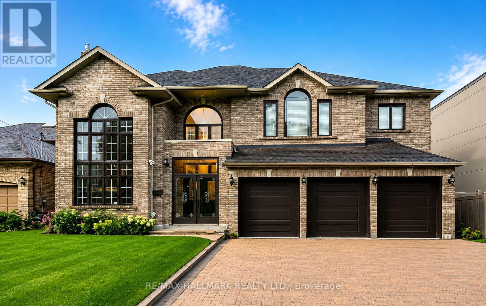 51 RISEBROUGH AVENUE, Toronto, Ontario