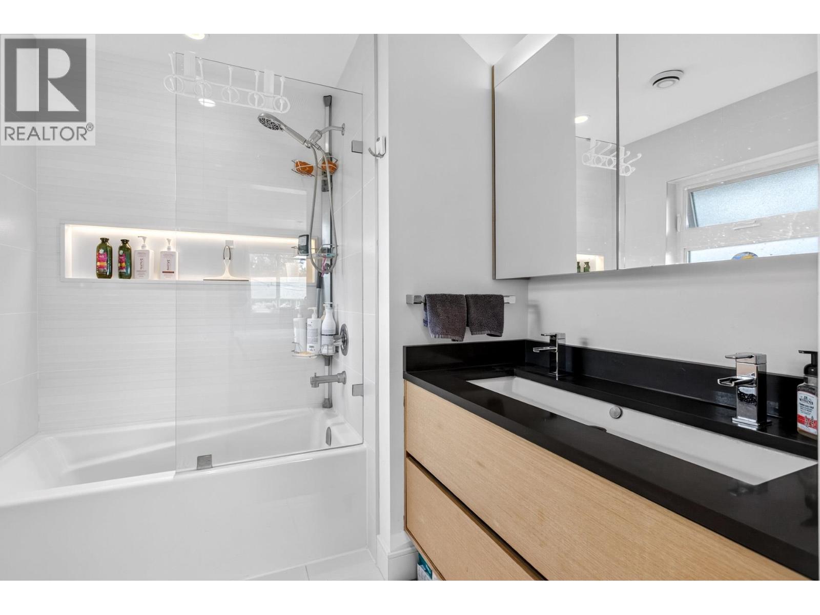 1706 Kilkenny Road, North Vancouver, British Columbia  V7J 1T9 - Photo 15 - R3138942