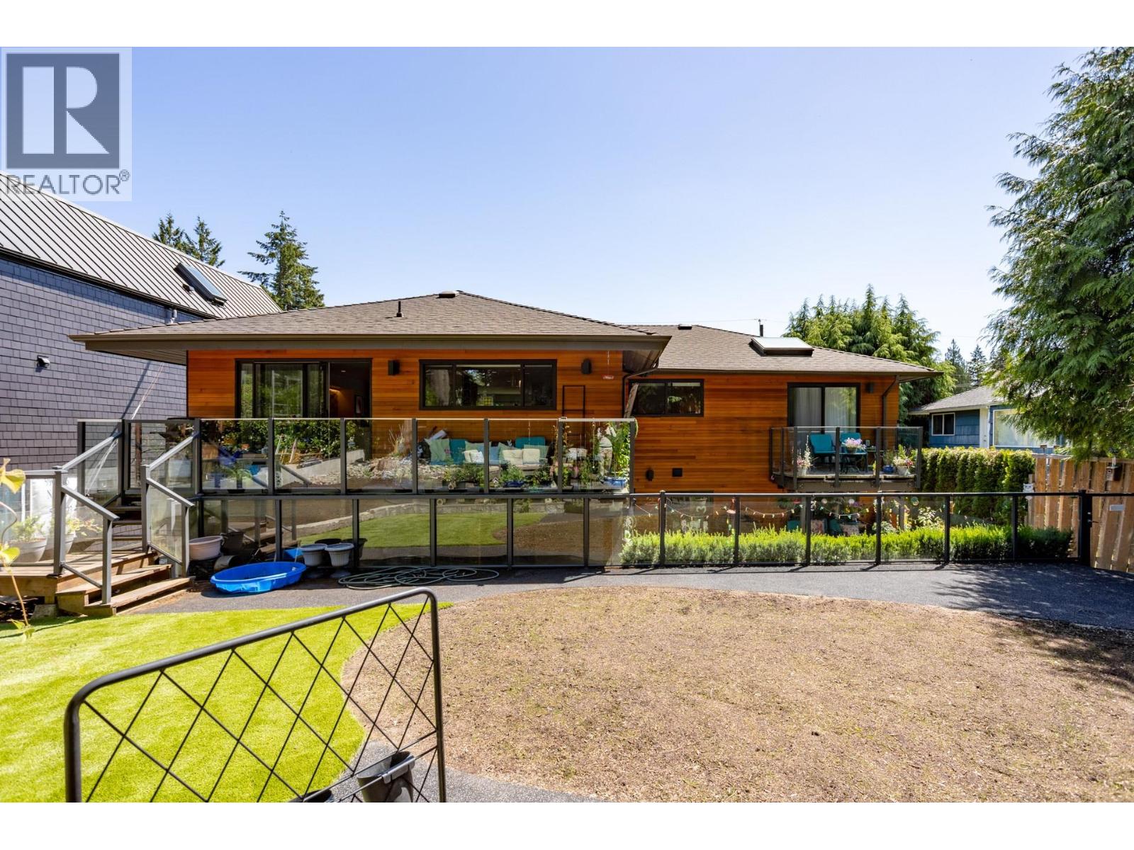 1706 Kilkenny Road, North Vancouver, British Columbia  V7J 1T9 - Photo 35 - R3138942