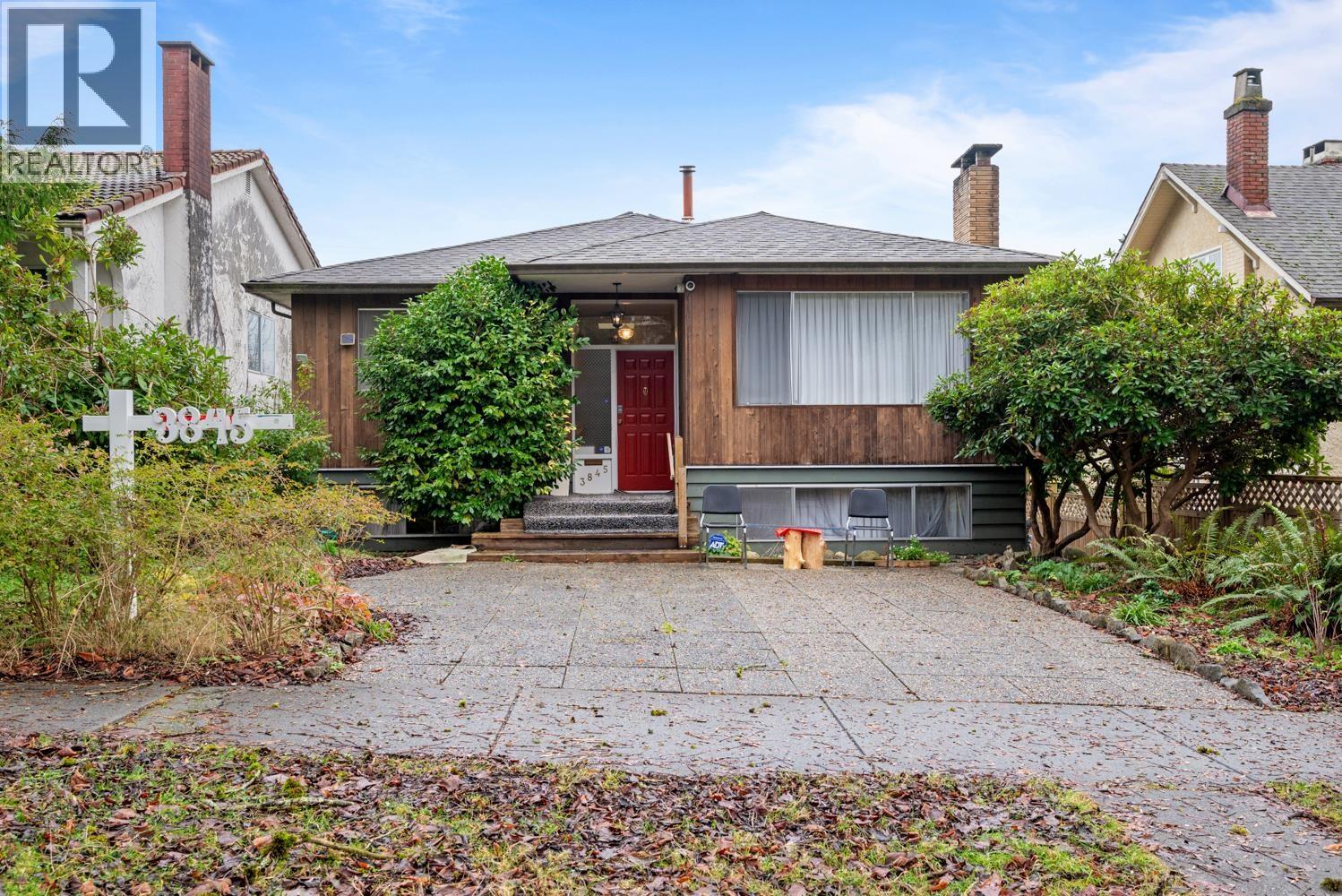 3845 W 14 AVENUE, Vancouver, British Columbia