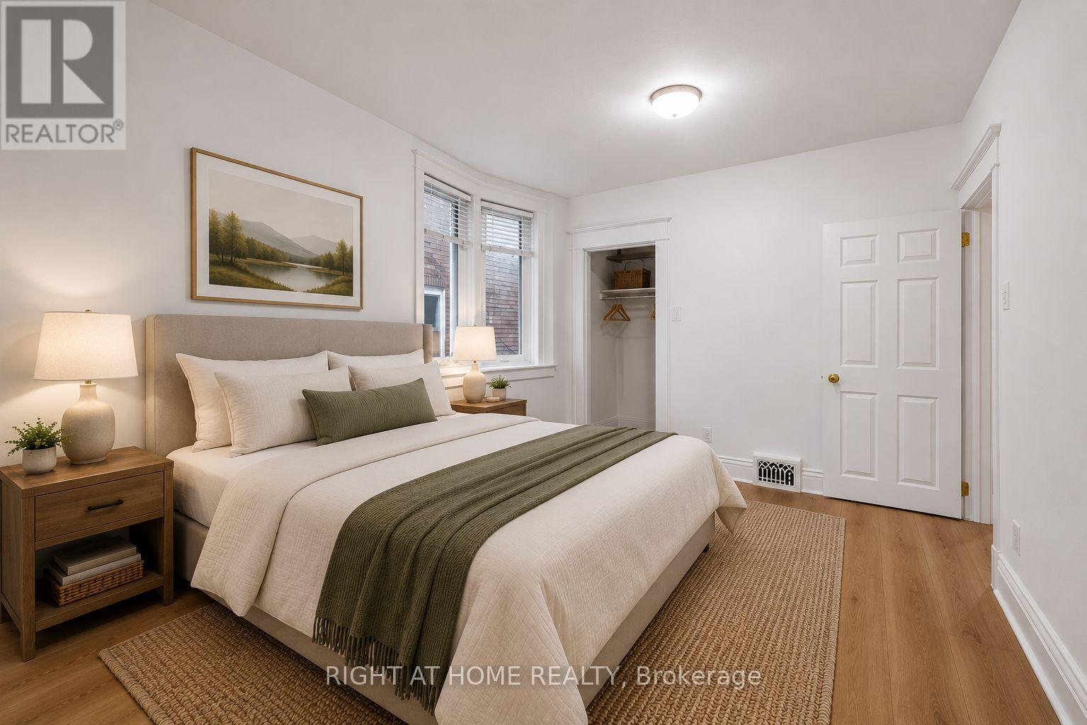 38 Kenneth Avenue, Toronto, Ontario  M6P 1H9 - Photo 23 - W13482172