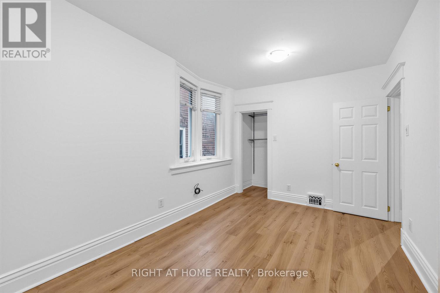 38 Kenneth Avenue, Toronto, Ontario  M6P 1H9 - Photo 24 - W13482172