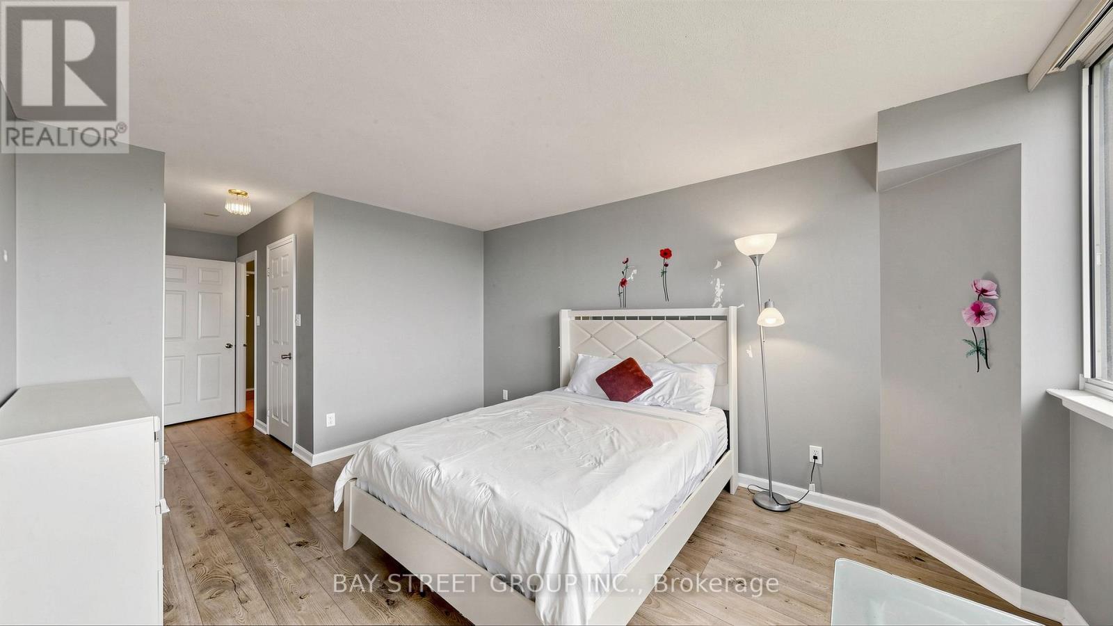 Ph 720 - 1001 Cedarglen Gate, Mississauga, Ontario L5C 4R2 - Photo 23 - W13482188