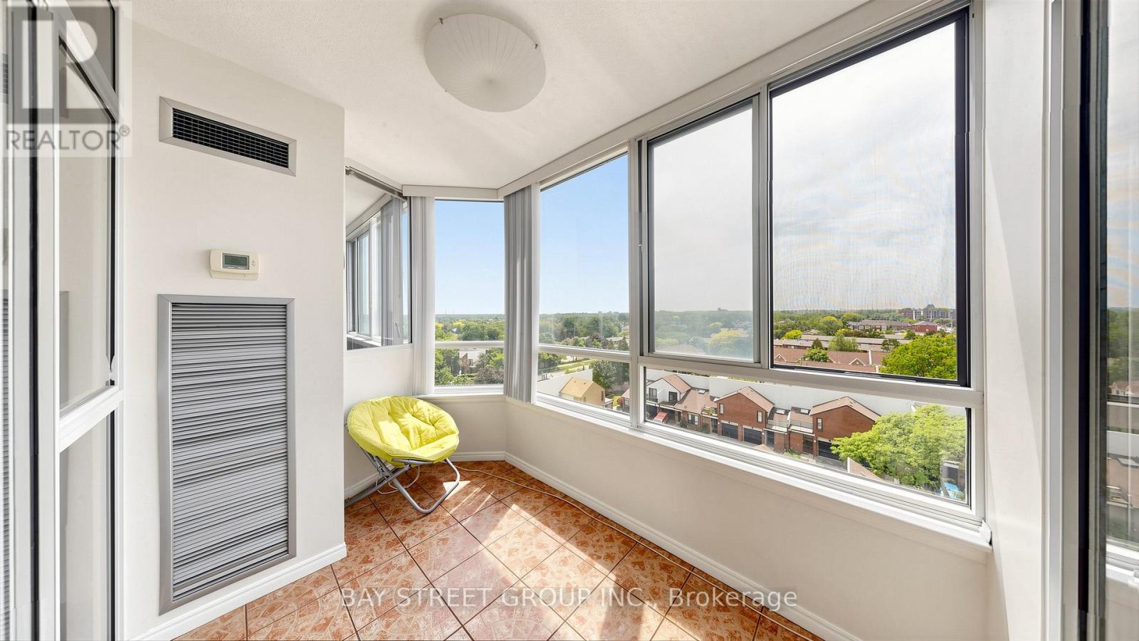 Ph 720 - 1001 Cedarglen Gate, Mississauga, Ontario L5C 4R2 - Photo 30 - W13482188