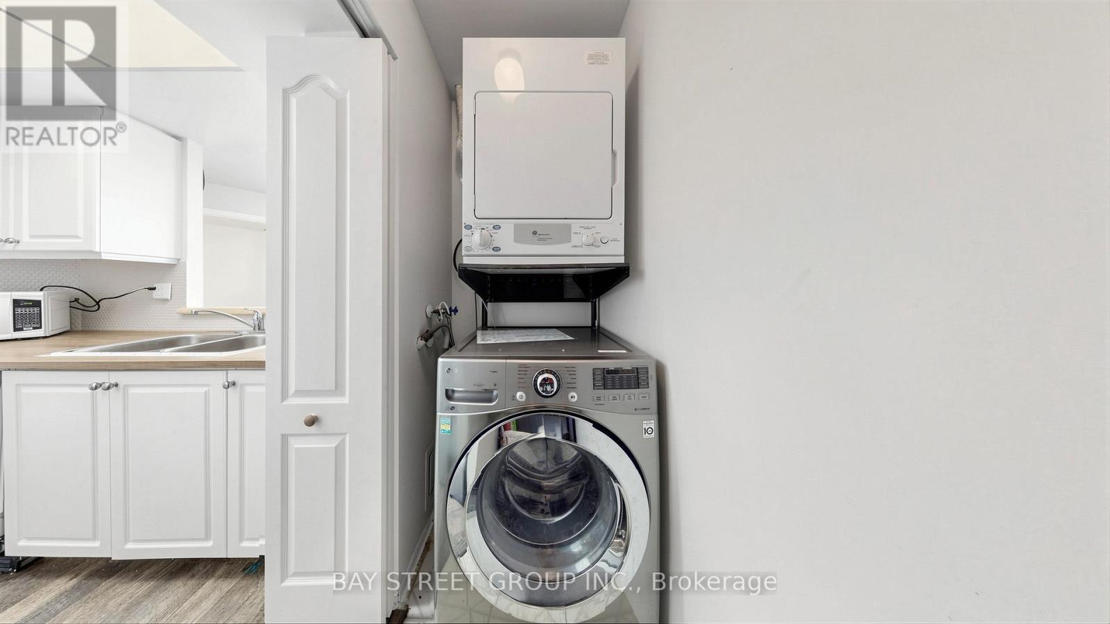 Ph 720 - 1001 Cedarglen Gate, Mississauga, Ontario L5C 4R2 - Photo 33 - W13482188