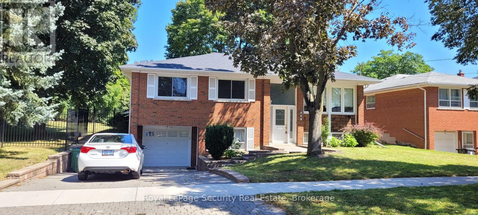 MAIN - 115 POYNTER DRIVE, Toronto, Ontario