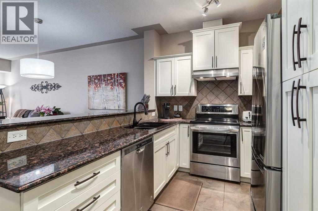 502, 30 Discovery Ridge Close SW, Calgary, Alberta  T3H 5X5 - Photo 5 - A2322082