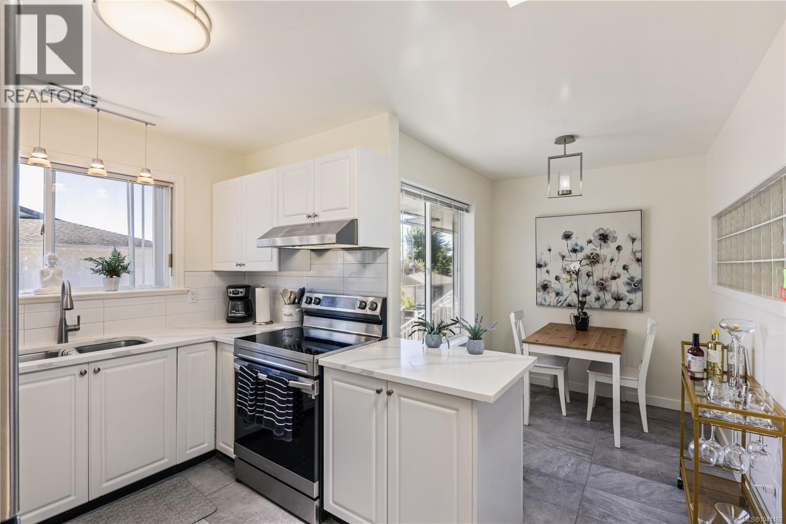 1843 Feltham Rd, Saanich, British Columbia  V8N 2A4 - Photo 11 - 1041162