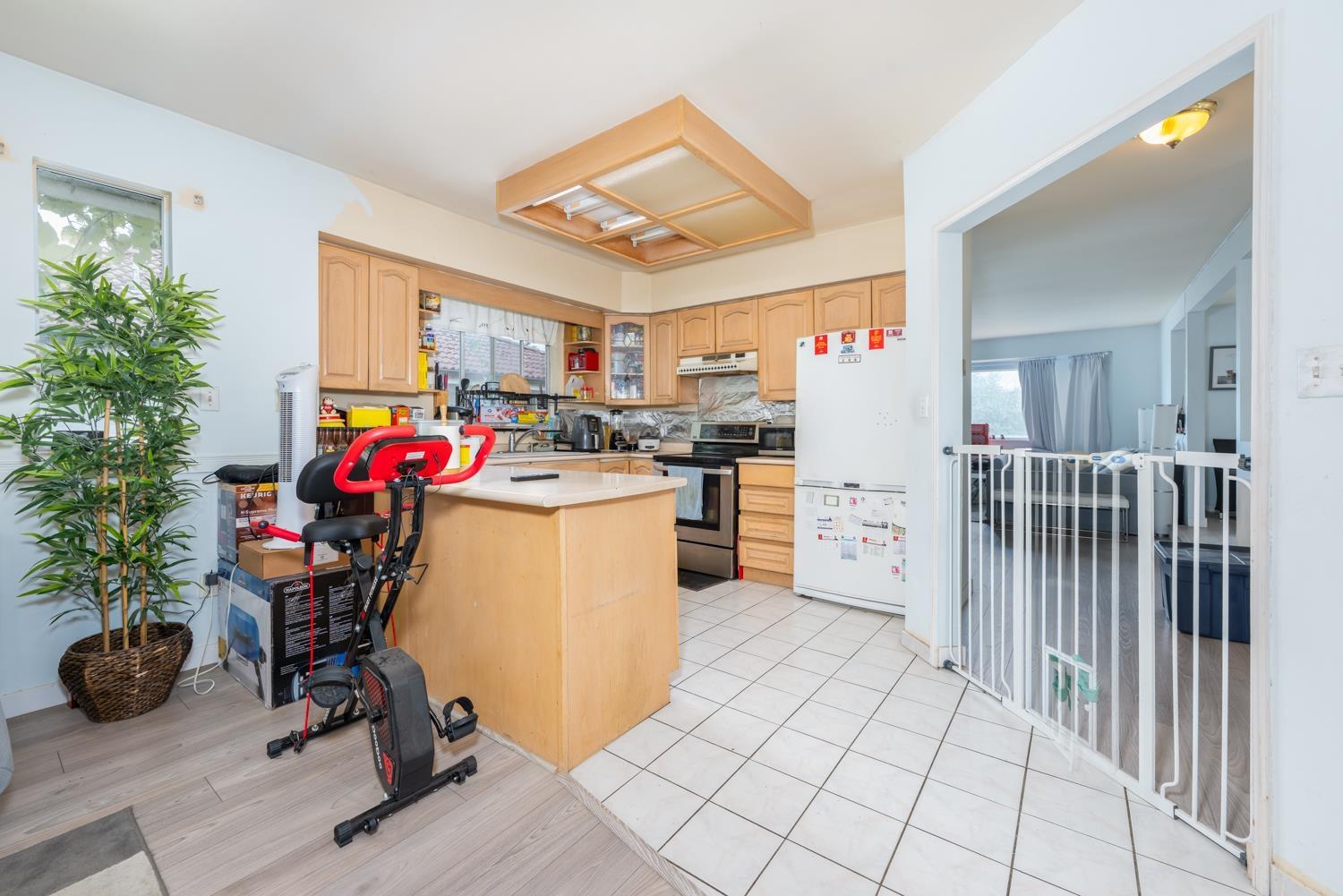 11579 Surrey Road, Surrey, British Columbia  V3R 5T6 - Photo 6 - R3138733