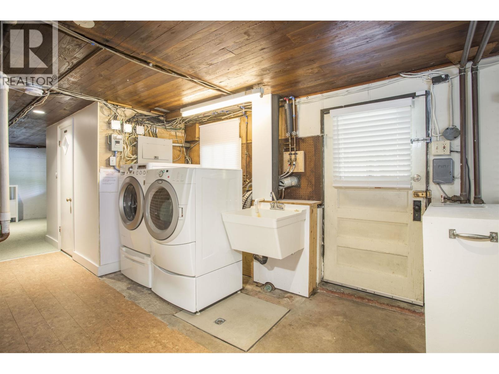 3877 W Broadway, Vancouver, British Columbia  V6R 2C2 - Photo 33 - R3139239