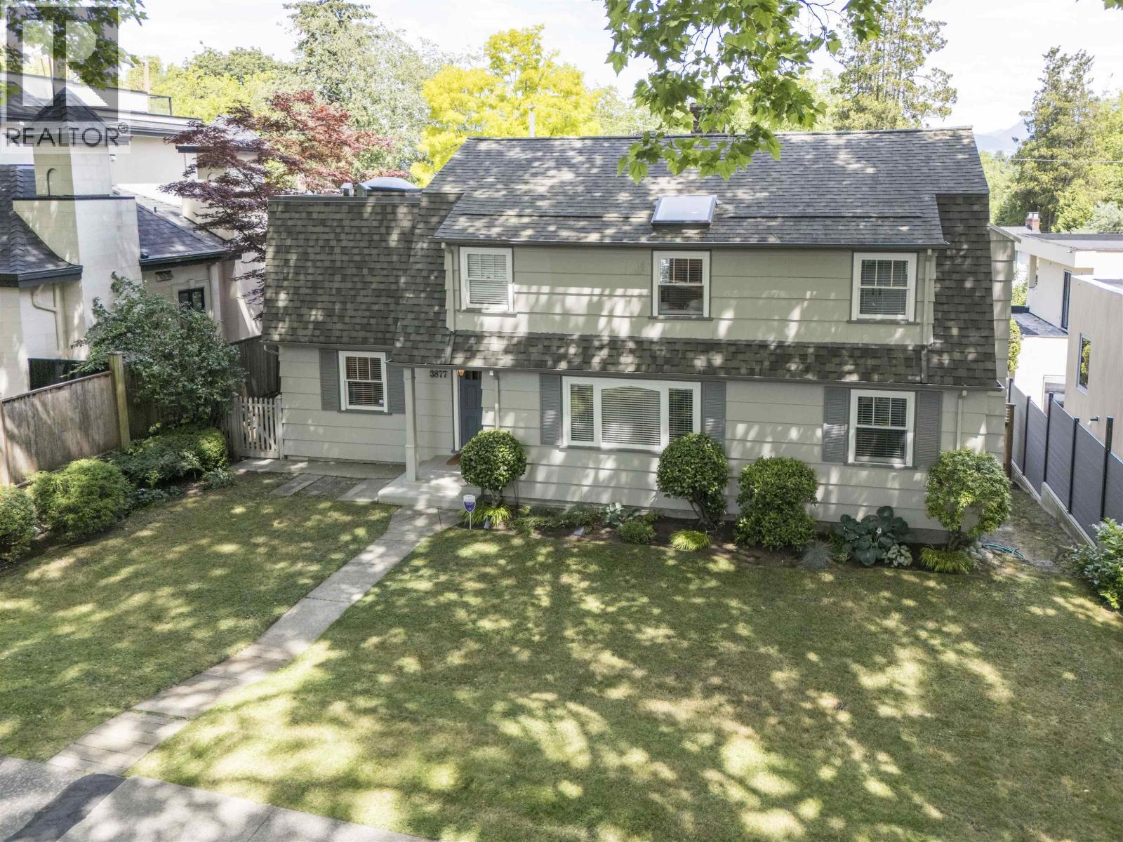 3877 W Broadway, Vancouver, British Columbia  V6R 2C2 - Photo 3 - R3139239