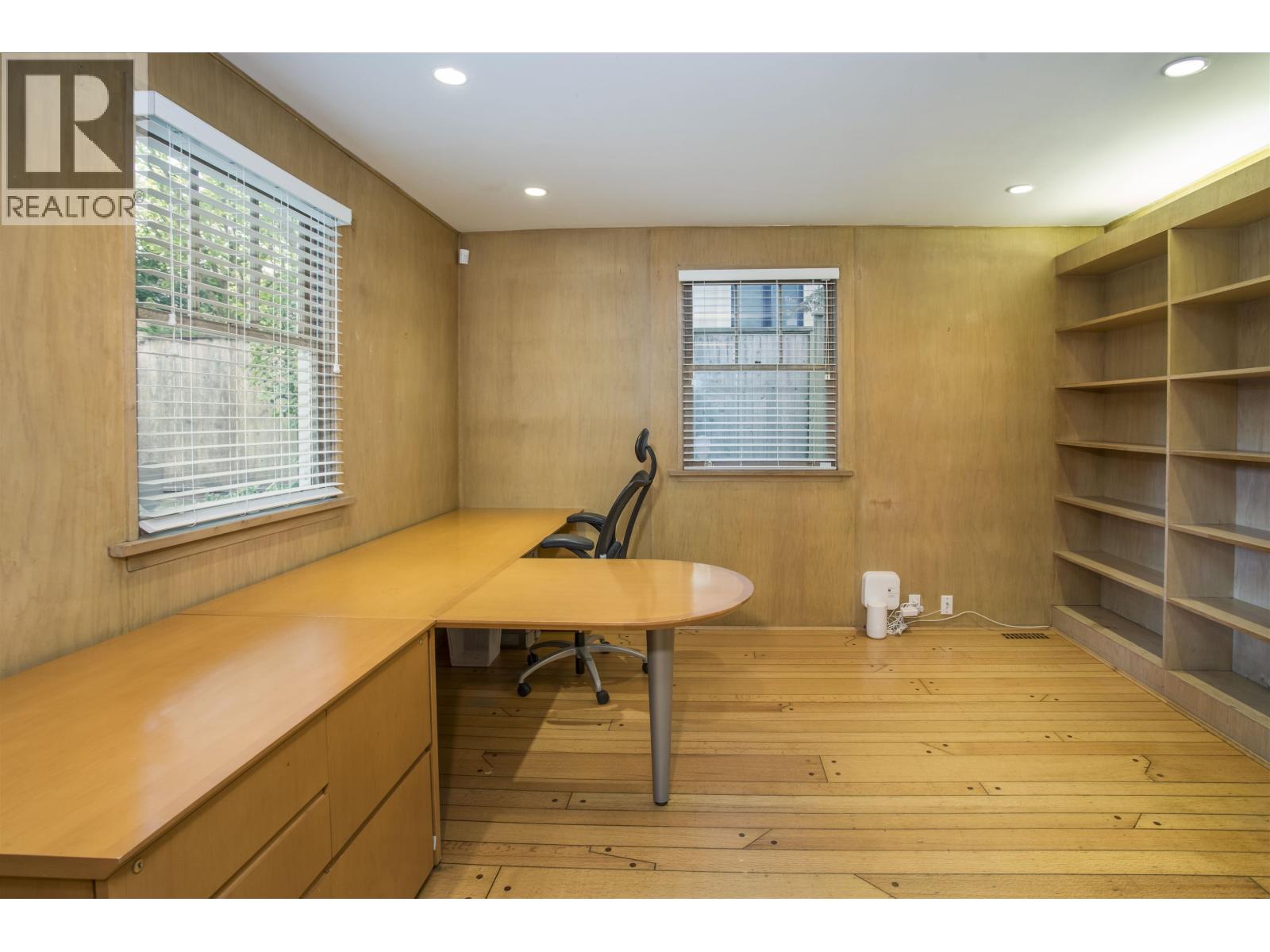 3877 W Broadway, Vancouver, British Columbia  V6R 2C2 - Photo 8 - R3139239