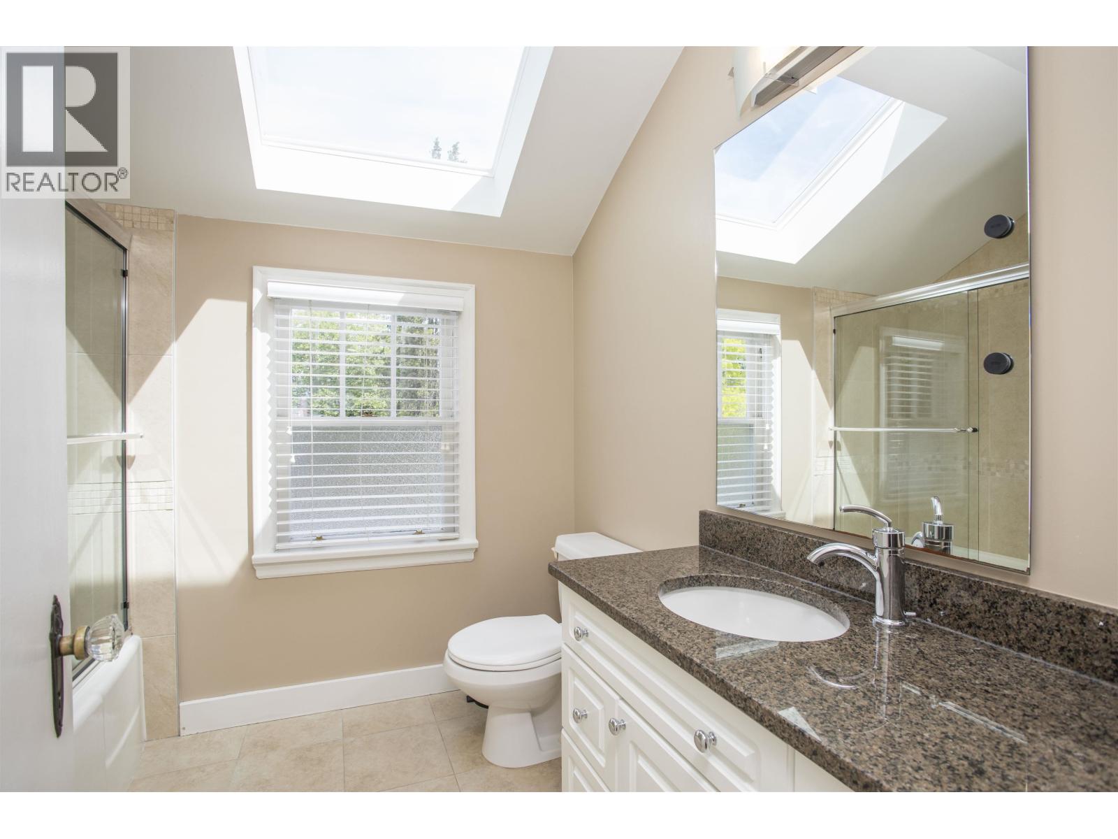 3877 W Broadway, Vancouver, British Columbia  V6R 2C2 - Photo 28 - R3139239