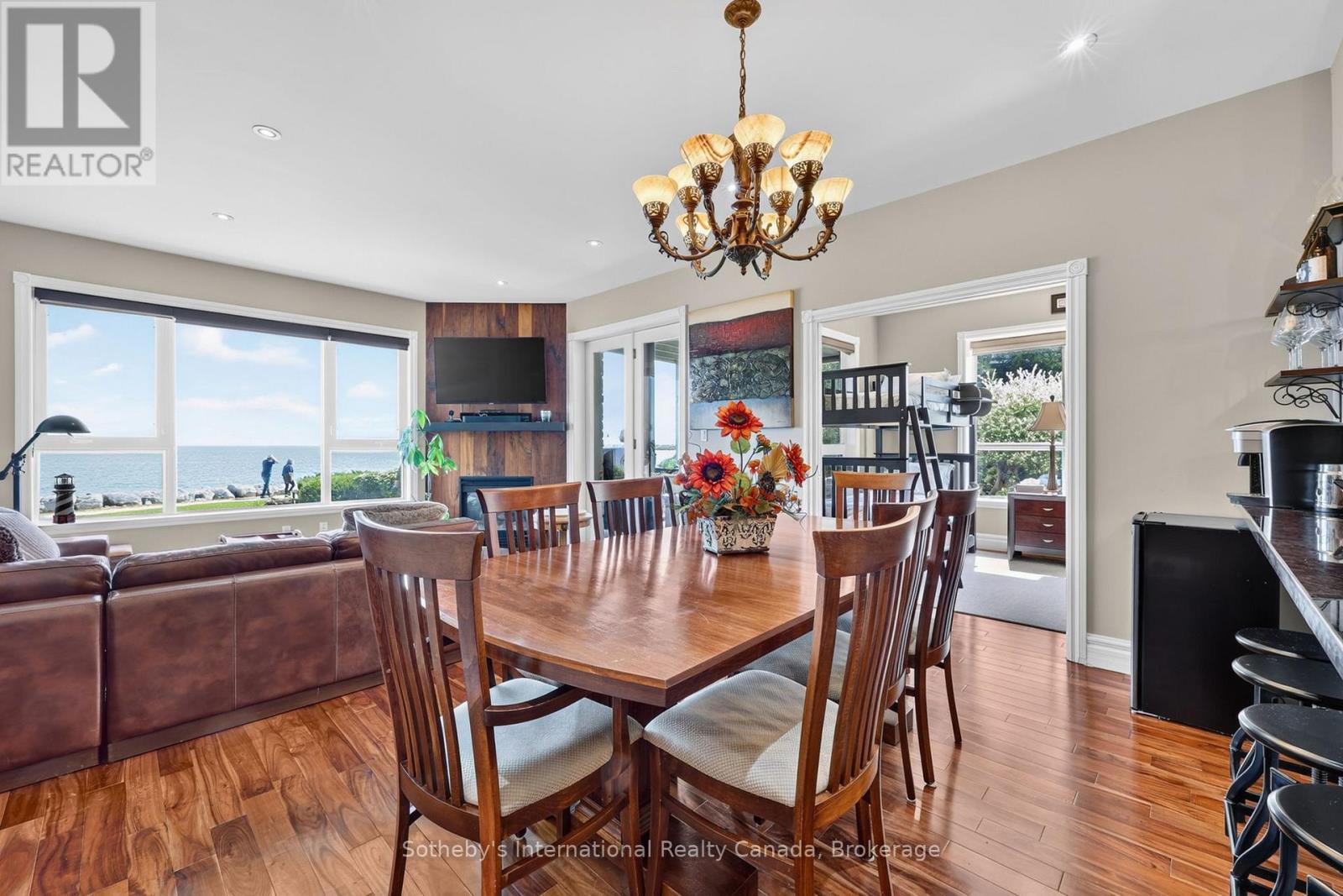 555 Mariners Way, Collingwood, Ontario L9Y 5C7 - Photo 10 - S13482306