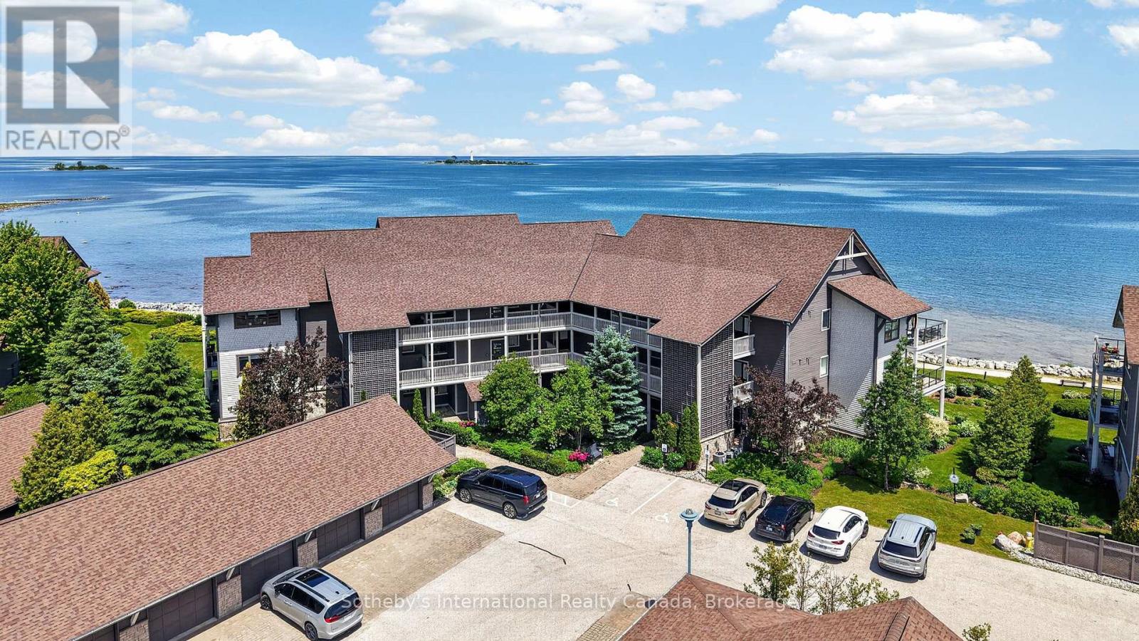 555 Mariners Way, Collingwood, Ontario L9Y 5C7 - Photo 2 - S13482306