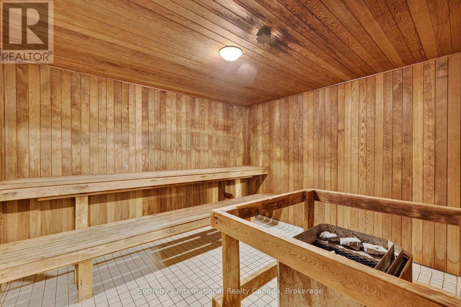 555 Mariners Way, Collingwood, Ontario L9Y 5C7 - Photo 36 - S13482306
