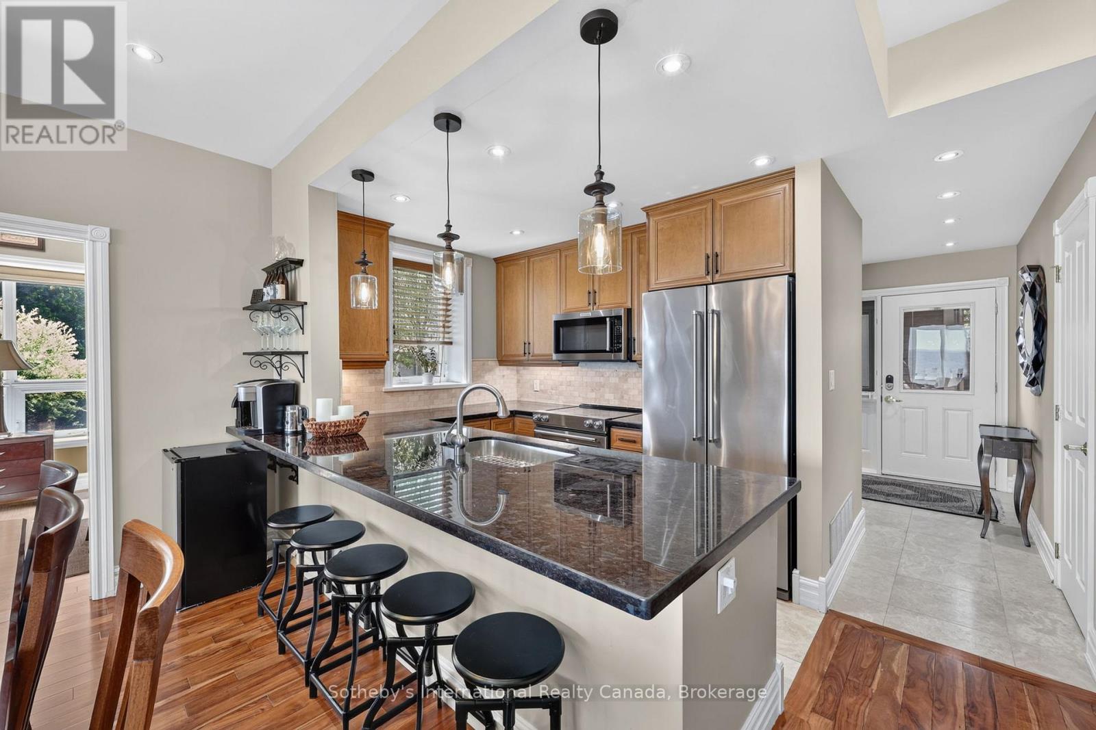 555 Mariners Way, Collingwood, Ontario L9Y 5C7 - Photo 7 - S13482306