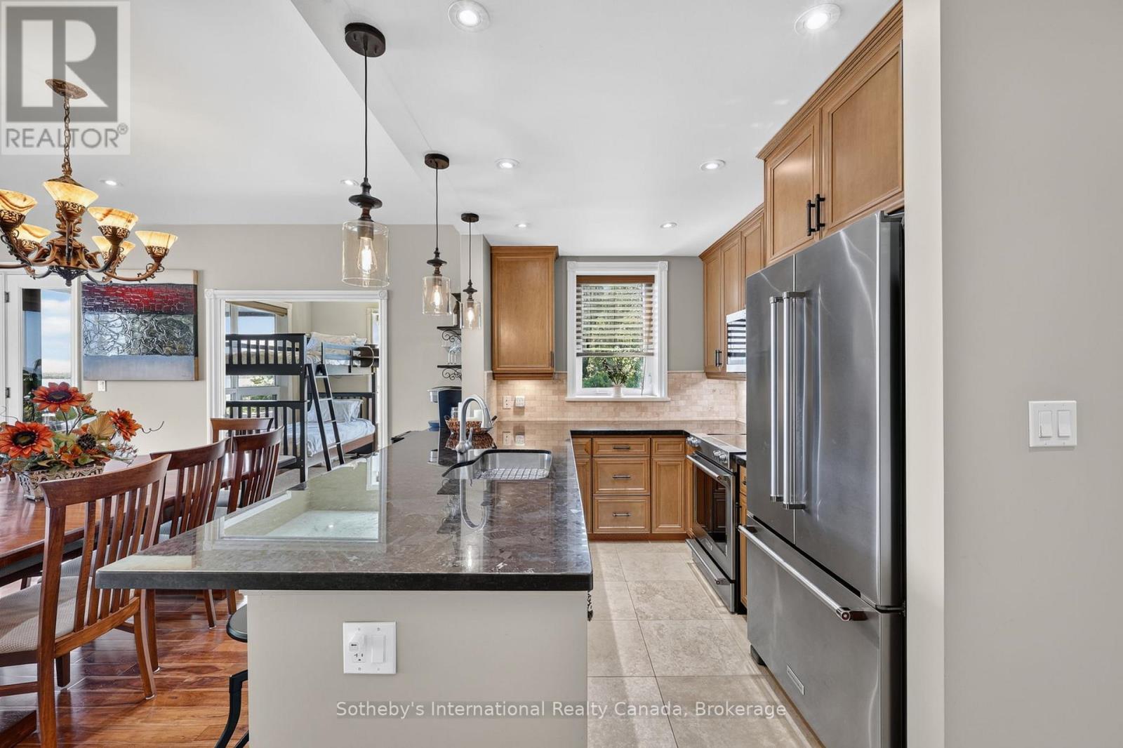 555 Mariners Way, Collingwood, Ontario L9Y 5C7 - Photo 8 - S13482306