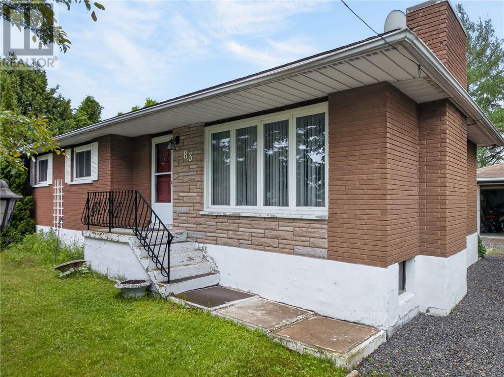 83 Rayside Avenue, Azilda, Ontario  P0M 1B0 - Photo 1 - 2128727