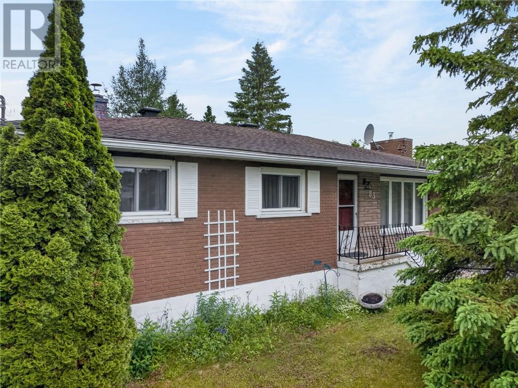 83 Rayside Avenue, Azilda, Ontario  P0M 1B0 - Photo 3 - 2128727